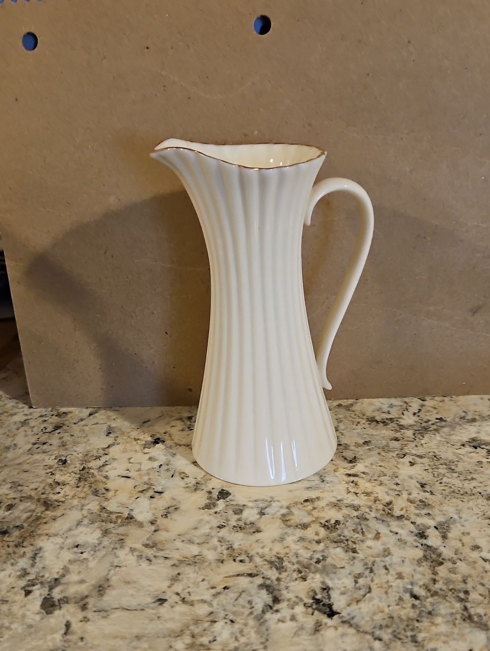 Lenox Cream Ceramic Plate with Gold Laurel Mark
